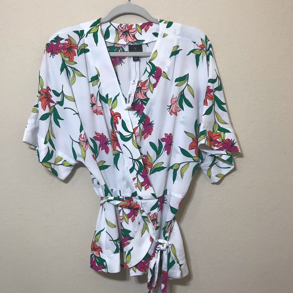 WORTHINGTON WOMEN SZ XL WHITE MULTICOLOR FLOWER CRISS CROSS UMPIRE TOP NWT
